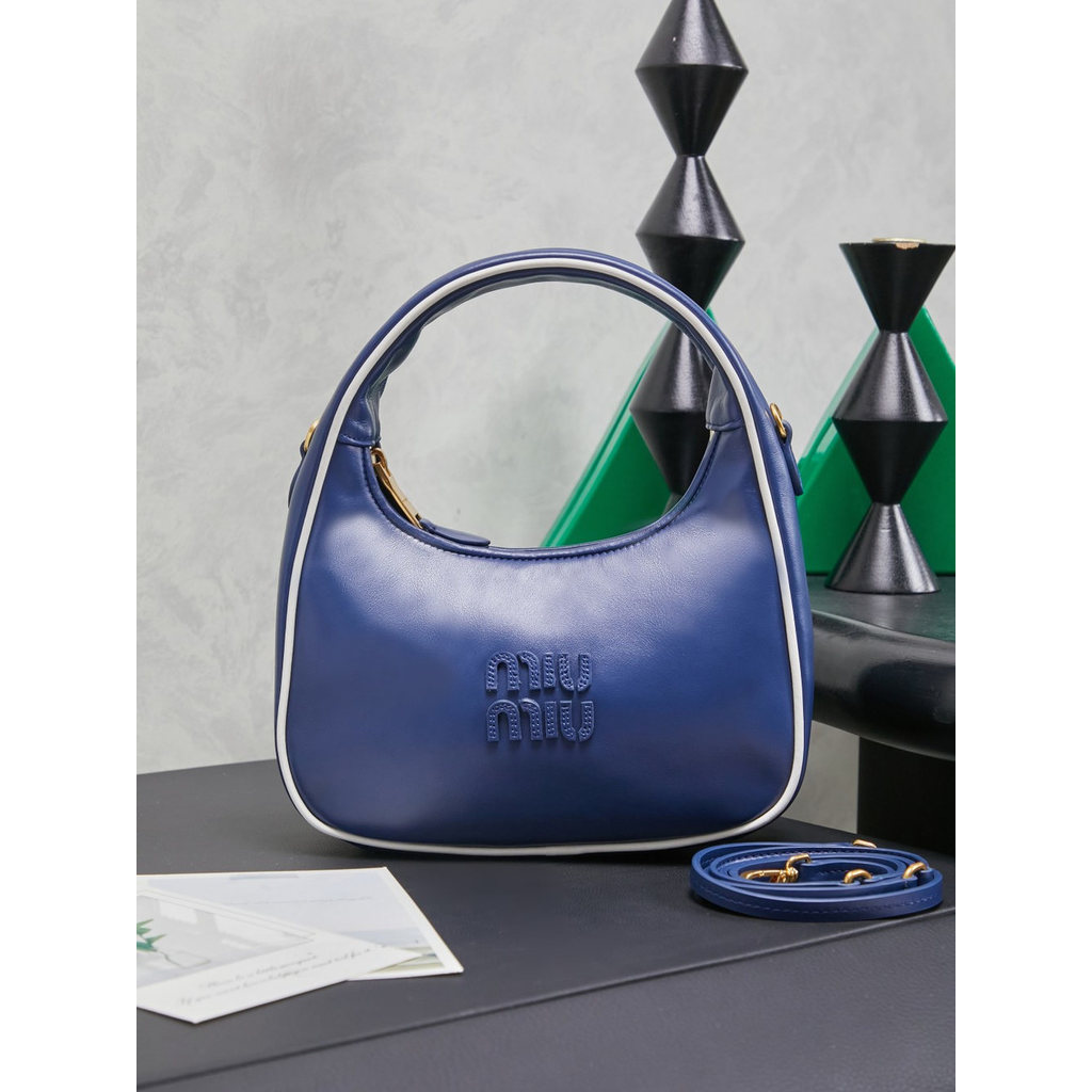 ph-11134201-820la-mqspzp9o2kg14b.jpg Miu miu wander crescent hobo tote/underarm baguette/gorgeous elbow handbag - 图片 1