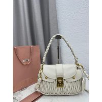 lambskin Miu miu matelasse shoulder flap saddle bag/underarm baguette with braided handle - 图片 3