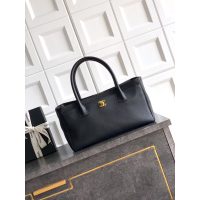 Large Chanel burgundy Preppy Coco Shopping Tote Bag in caviar calfskin