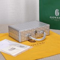 goyar canvas trunk handbag compact suitcase clamshell crossbody sling messenger bag with code detail - 图片 4
