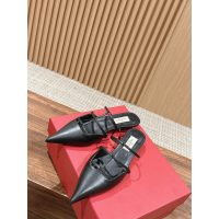 Valentino pointed flat sandal slipper outdoor slide mules half drag shoes designer shoes size35-40 - 图片 2