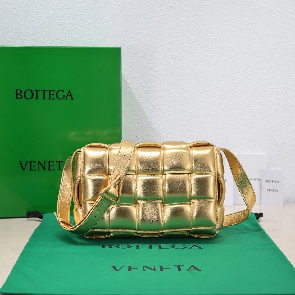 ph-11134201-820lc-mqsp477aytj7ee.jpg Bottega BV cassette cosmetic party pouch clutch woven flap square messenger padded original grade - 图片 1