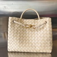 intrecciato BV medium Andiamo shopper handbag sling shoulder storage tote holiday beach tote