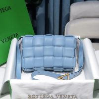 Bottega BV cassette woven flap square messenger padded cosmetic pouch clutch with magnetic closure - 图片 3