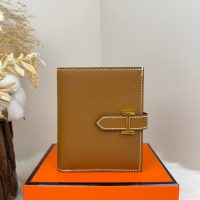 epsom Hermes beam trifold small wallet card holder with silver H clasp