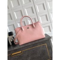 Chanel medium/small Executive Shopper Tote in caviar calfskin
