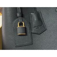 Louis Vuitton LV Capucines MM Top Handle handbag in scarlet red calfskin