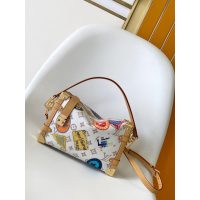 Women's Louis Vuitton Side Trunk MM handbag in White Calfskin
