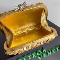 BV upscale cocktail kisslock cosmetic clutch compact cellphone makeup holder case authentic quality - 图片 8