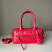 calfskin Miu miu barrel-shaped shopper handbag with removeable strap - 图片 3