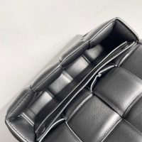 Braided BV padded cassette waist chest bag accessory baguette wearable wallet - 图片 5