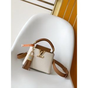 Louis Vuitton LV capucines mini top-handle handbag in grainy calfskin