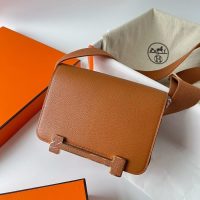hermes geta shoulder messenger flap bag GHW in chevre leather full handmade/boutique inclusion