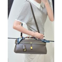 LP LP L33 extra softy cosmetic handbag - 图片 7
