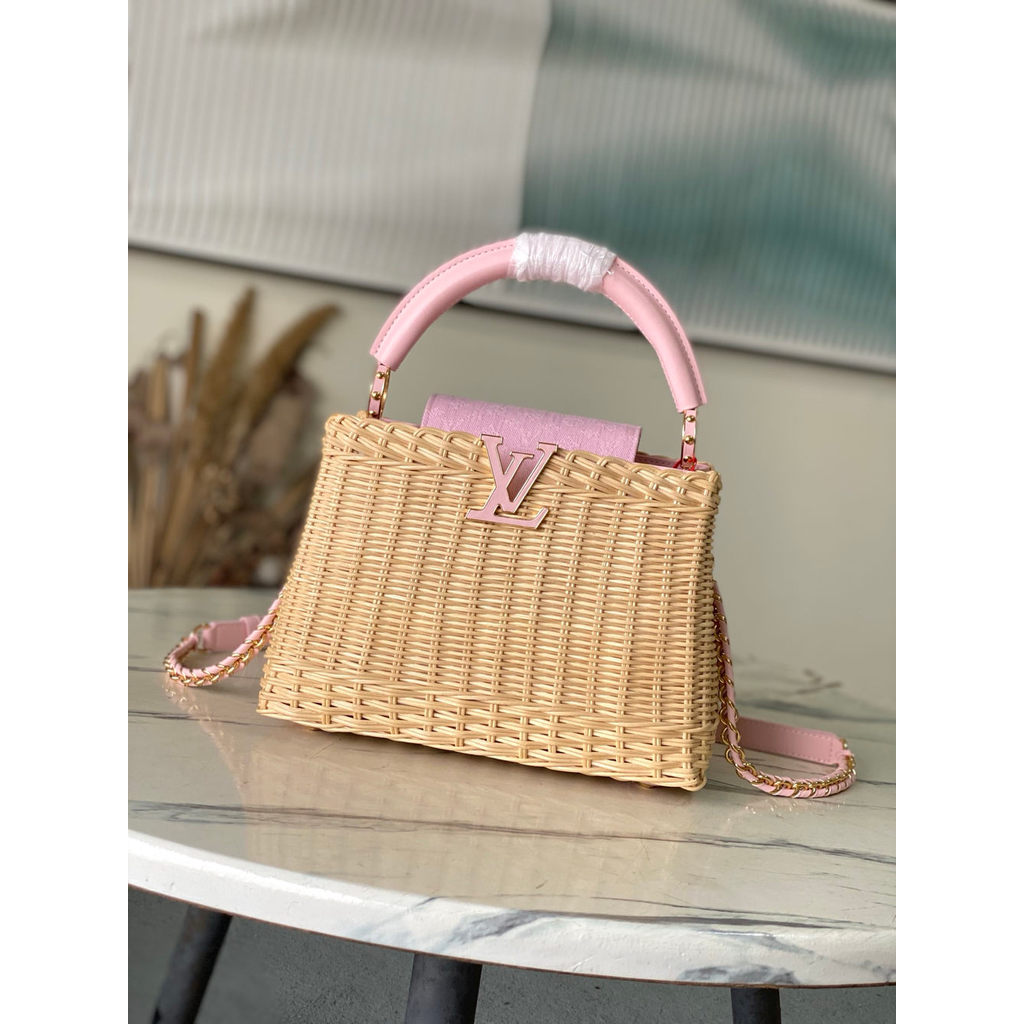 ph-11134201-820lg-mqsrly1j5o1ubb.jpg women's Louis Vuitton Capucines BB Handbag in wicker and calfskin