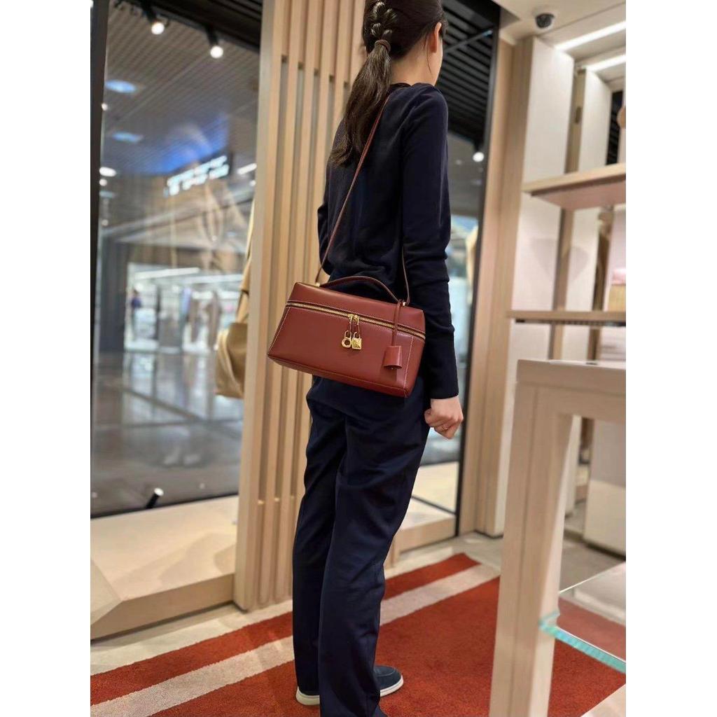 ph-11134201-820lh-mqsp5o1cz7cwe7.jpg loro piana L27 extra bag women's undearm case baguette sling crossbody shoulder cellphone bag - 图片 1