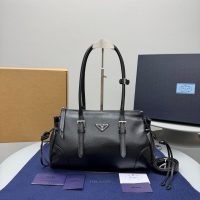 Prada black Shoulder Tote Bag in Grained Calfskin