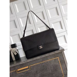 Chanel Souplissimo Maxi shoulder Flap Bag in caviar calfskin