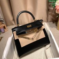 Hermes black kelly 28 top-handle handbag in box calfskin GHW full handmade boutique inclusion