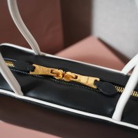 Miu miu east-west Gym bowling handbag/shoulder underarm baguette hobo in calfskin - 图片 9