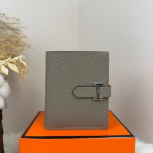 epsom Hermes beam trifold small wallet card holder with silver H clasp