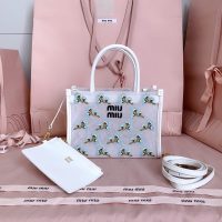 embroidered miu miu mesh mini handbag/tiny shopper tote with zipper clutch - 图片 4